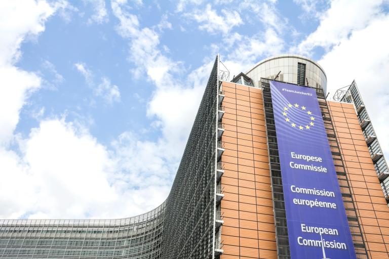 L’Union européenne ouvre une enquête sur l’acquisition de Downtown par UMG.