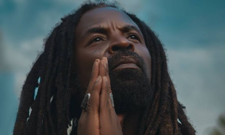Rocky Dawuni.
