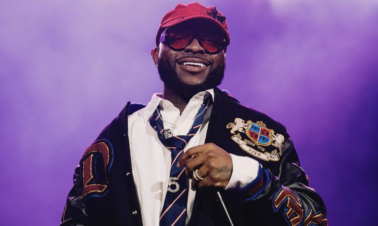 Davido.