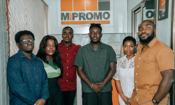 MiPromo and Virgin Music Group Nigeria team members. Vicent Jaspa Asare (MiPromo), Barbara Debre (Virgin Music Group), Cosmos Otchere (MiPromo), Jesse Selorm Ababio (MiPromo), Kay Ikazoboh (Virgin Music Group managing director), Motolani Alake (Virgin Music Group).