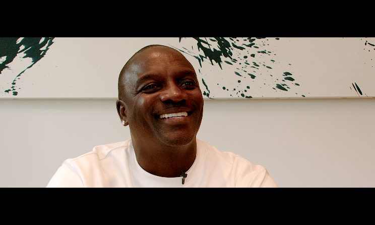 Akon.