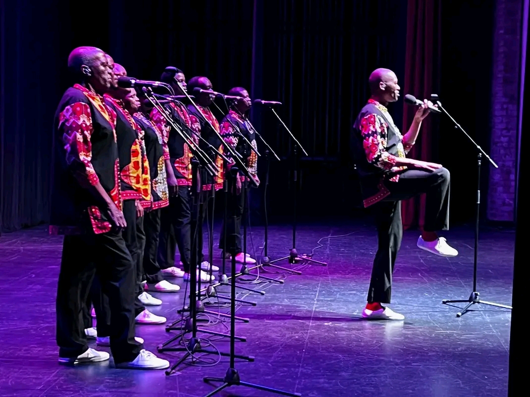 Lady Smith Black Mambazo
