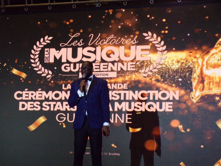 Angélo Bouba, créateur des Victoires, ouvre la cérémonie - Crédit Françoise Ramel