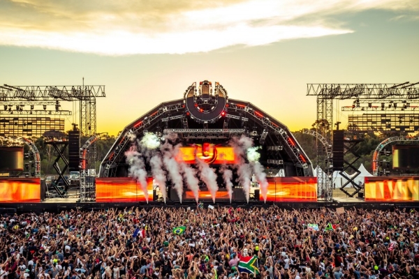 The partnership helps fans find concerts and live events for the artists they love and are listening to.